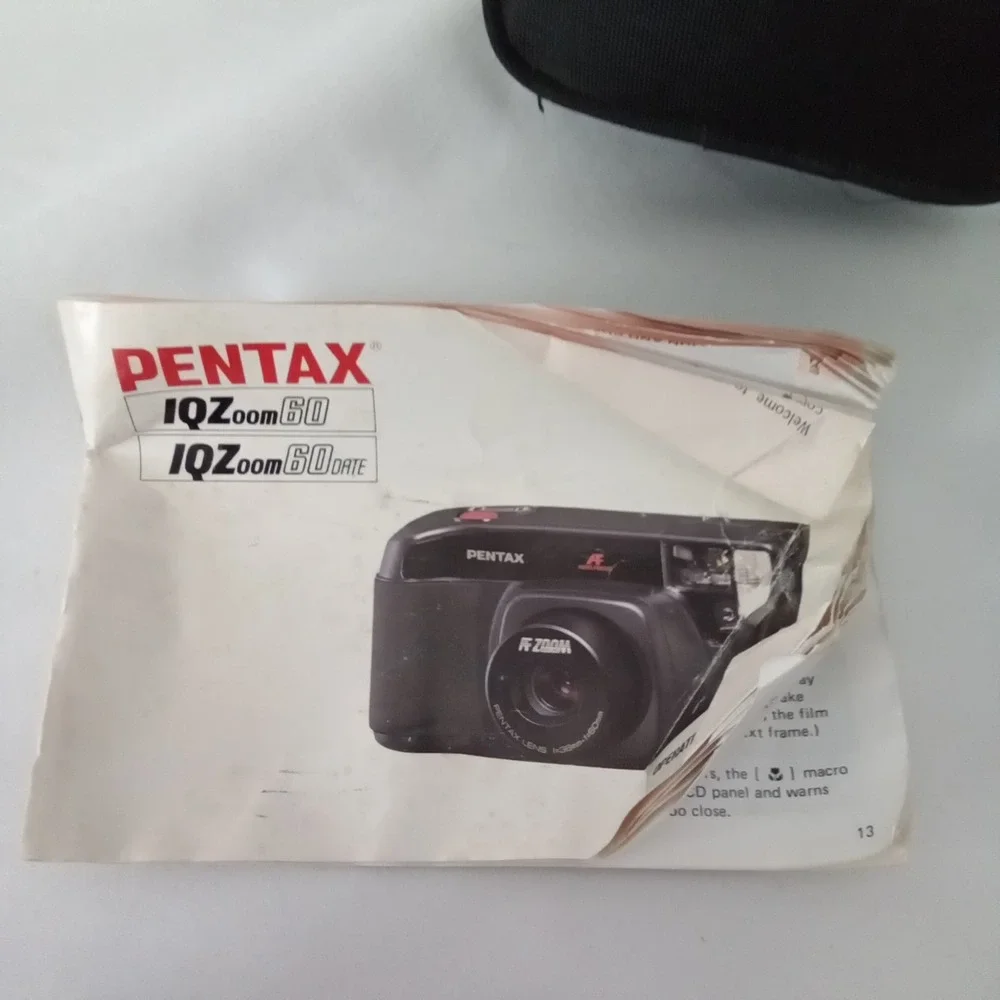Pentax IQZoom 60 35mm Film Camera 38-60mm Macro Zoom with Case and‎ Manual